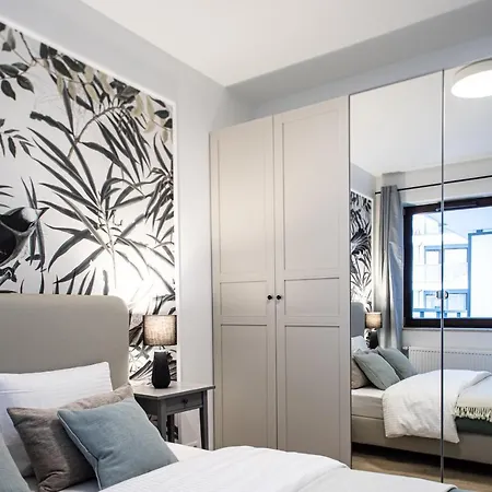 Arkadia Prime By Bookinghost * Warsaw