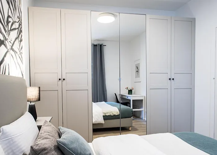 Arkadia Prime By Bookinghost * Warszawa