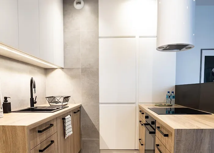 Arkadia Prime By Bookinghost * Warszawa