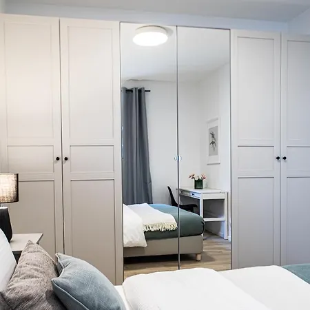 Arkadia Prime By Bookinghost * Βαρσοβία